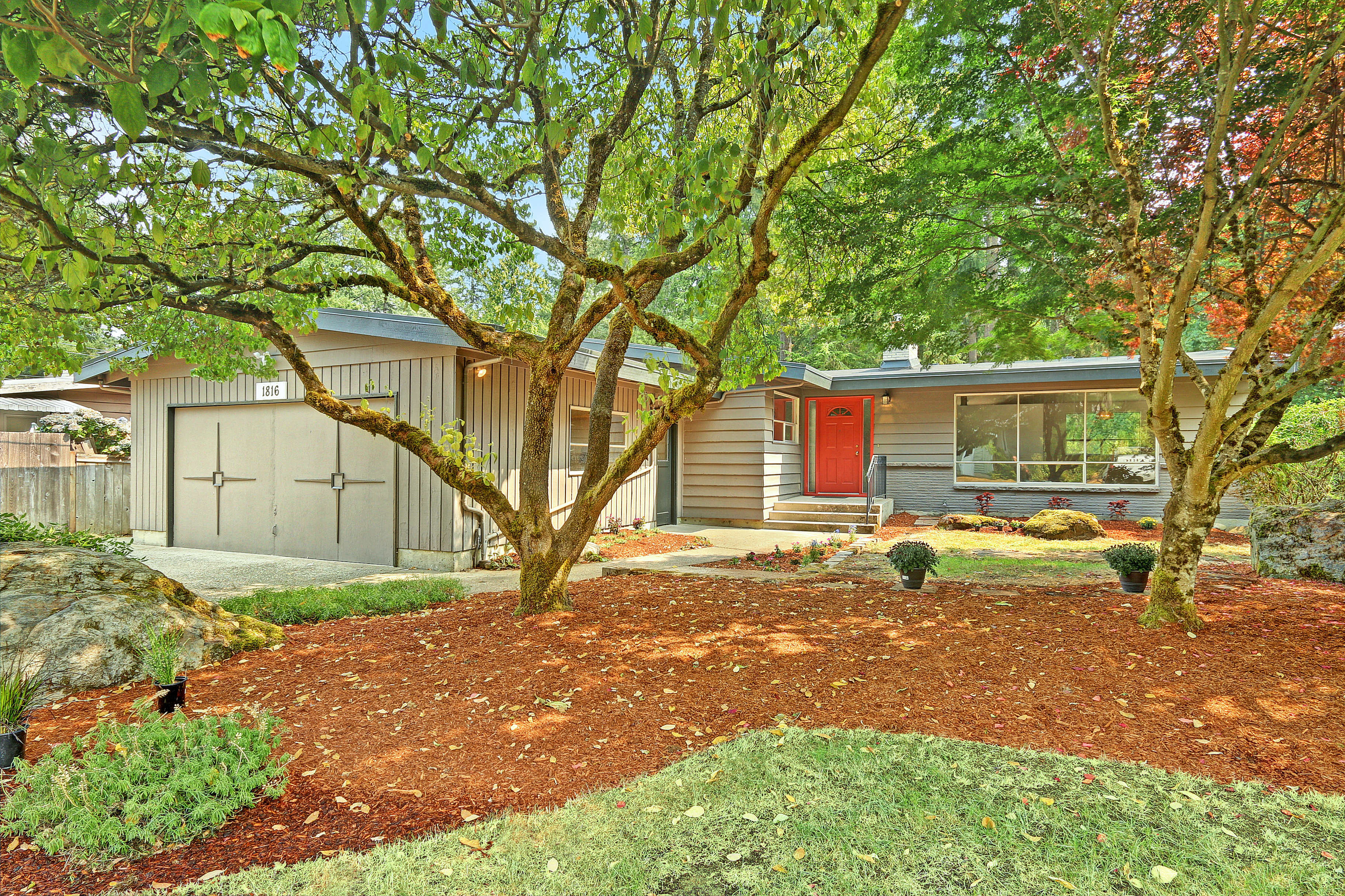 Property Photo:  1816 151st Ave SE  WA 98007 