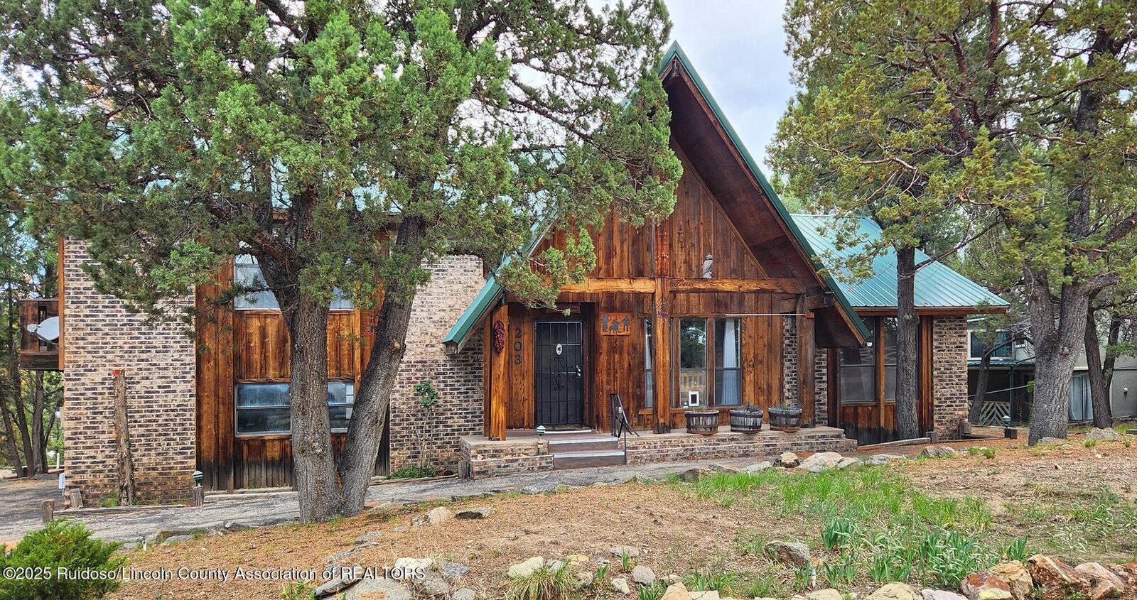 Property Photo:  203 Granite Drive  NM 88345 