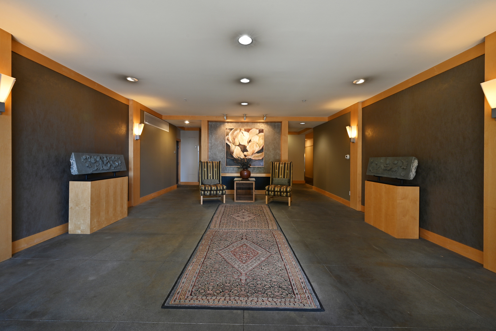 Property Photo: Entry & Lobby 720 Queen Anne Ave N 506  WA 98109 