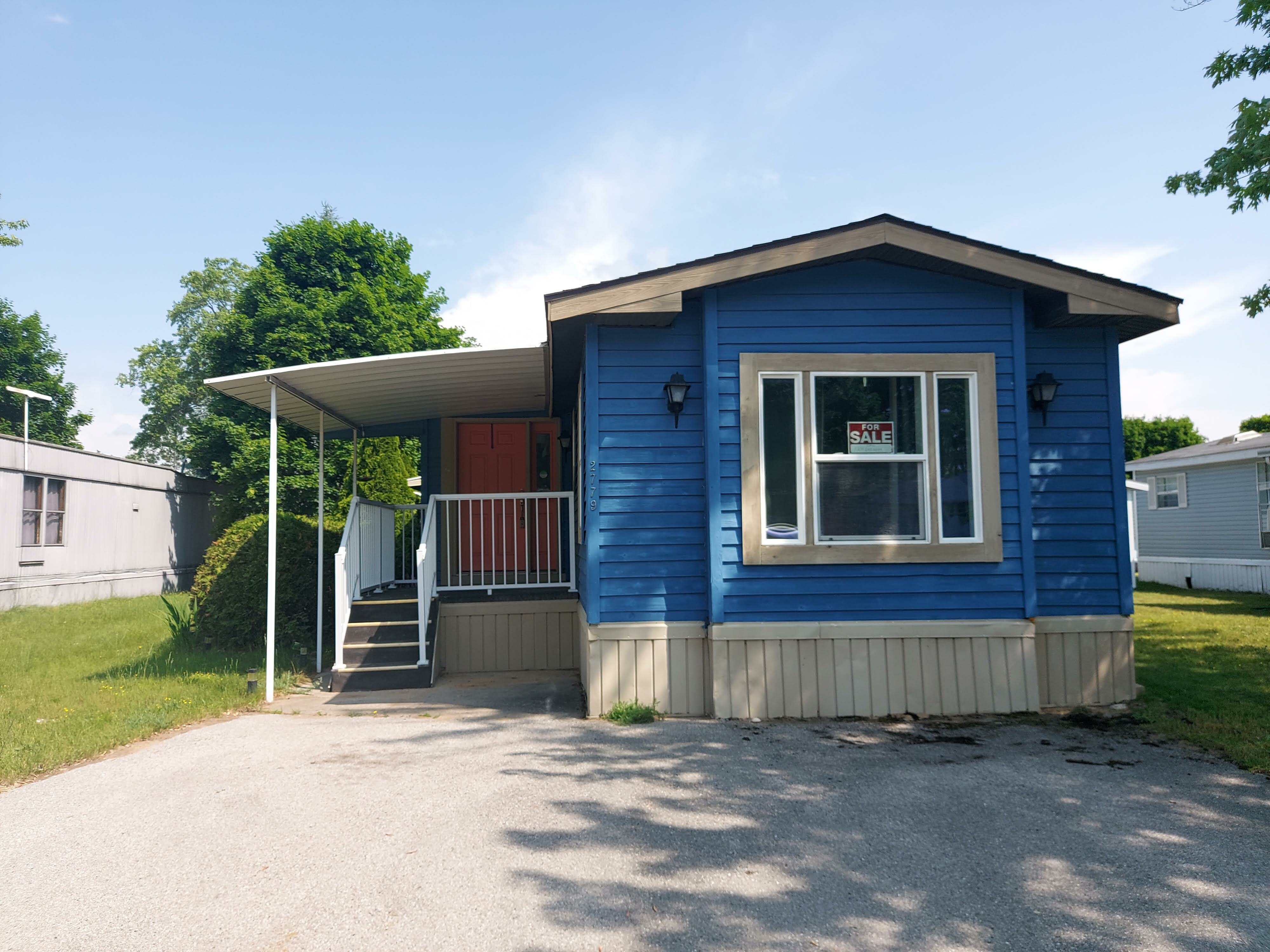 Property Photo:  2779 Frank St  MI 49686 