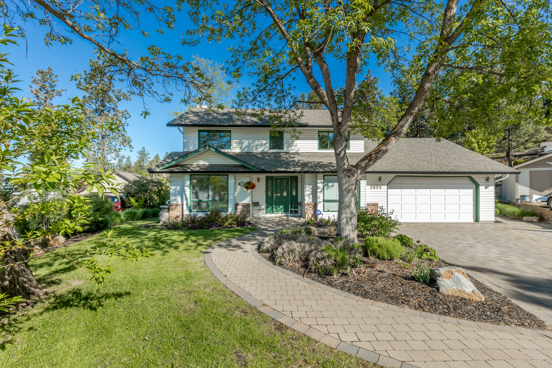 3894 Kekuli Court  Kelowna BC V1W 4E6 photo