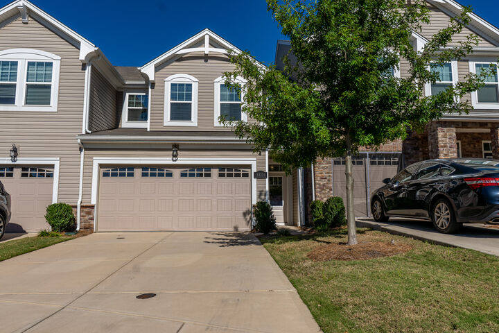 Property Photo: 9238 Northfield Crossing Drive NC 28269
