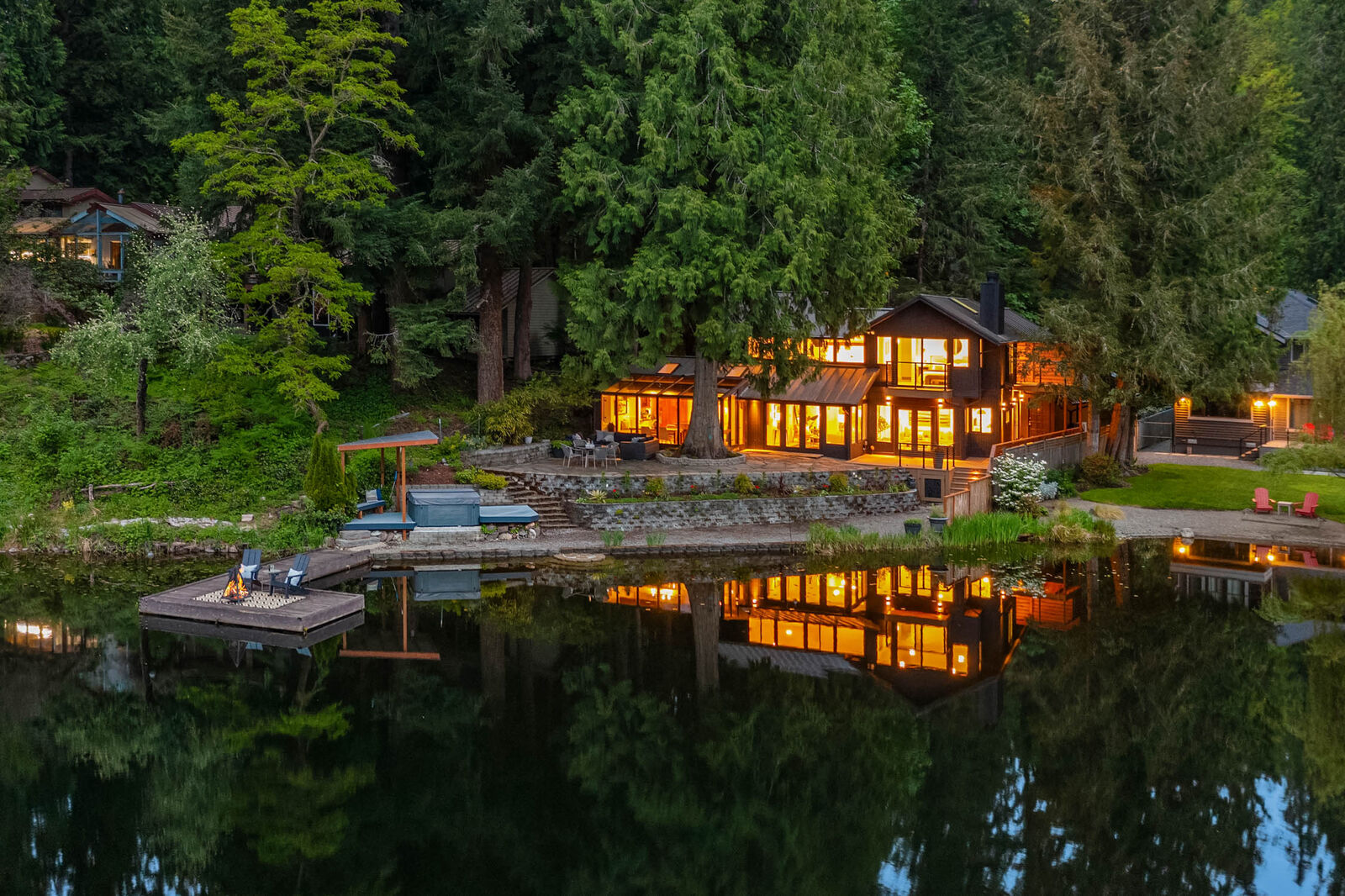 Property Photo:  3235 E Ames Lake Drive NE  WA 98053 