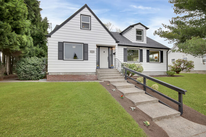 Property Photo: 6630 S Warner St WA 98409