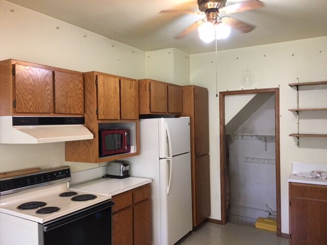 Property Photo: 514 S 48th St WA 98408