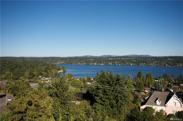 Property Photo: 6216 Chatham Drive S WA 98118