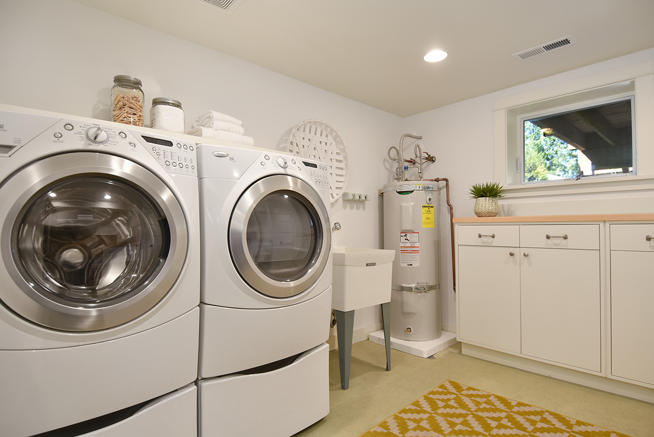 Property Photo: Laundry 212 Blaine St  WA 98109 