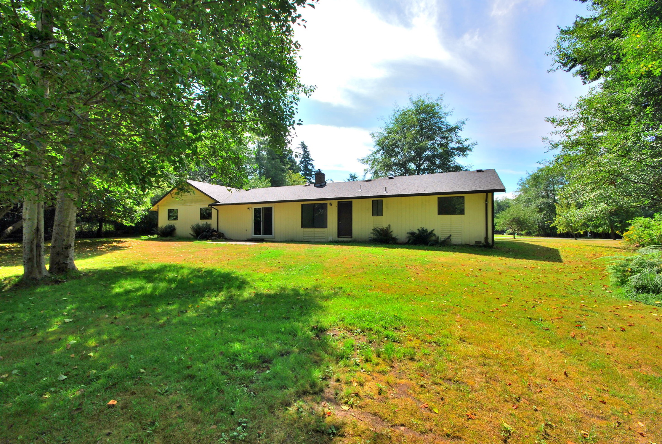 Property Photo: Welcome home to 960 yates road 960 Yates Rd  WA 98277 