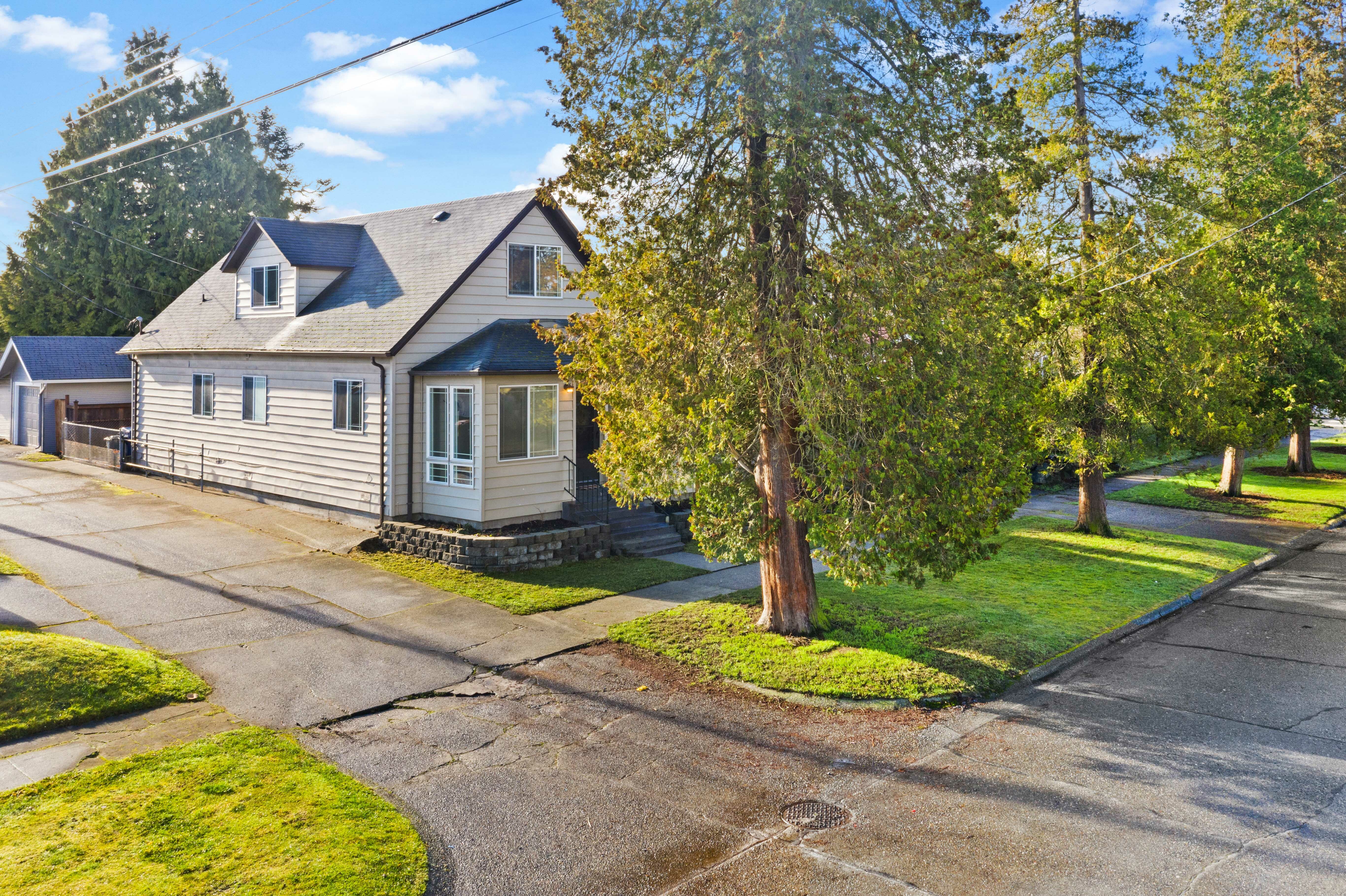 Property Photo:  514 S 37th St  WA 98418 