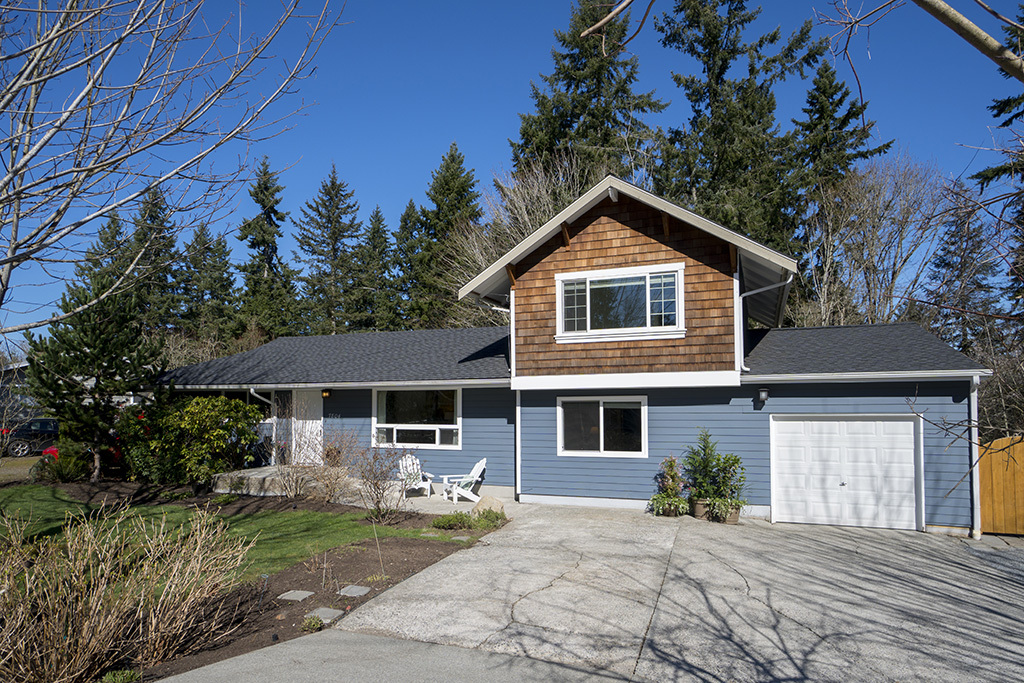 Property Photo:  7804 NE 155th Place  WA 98028 