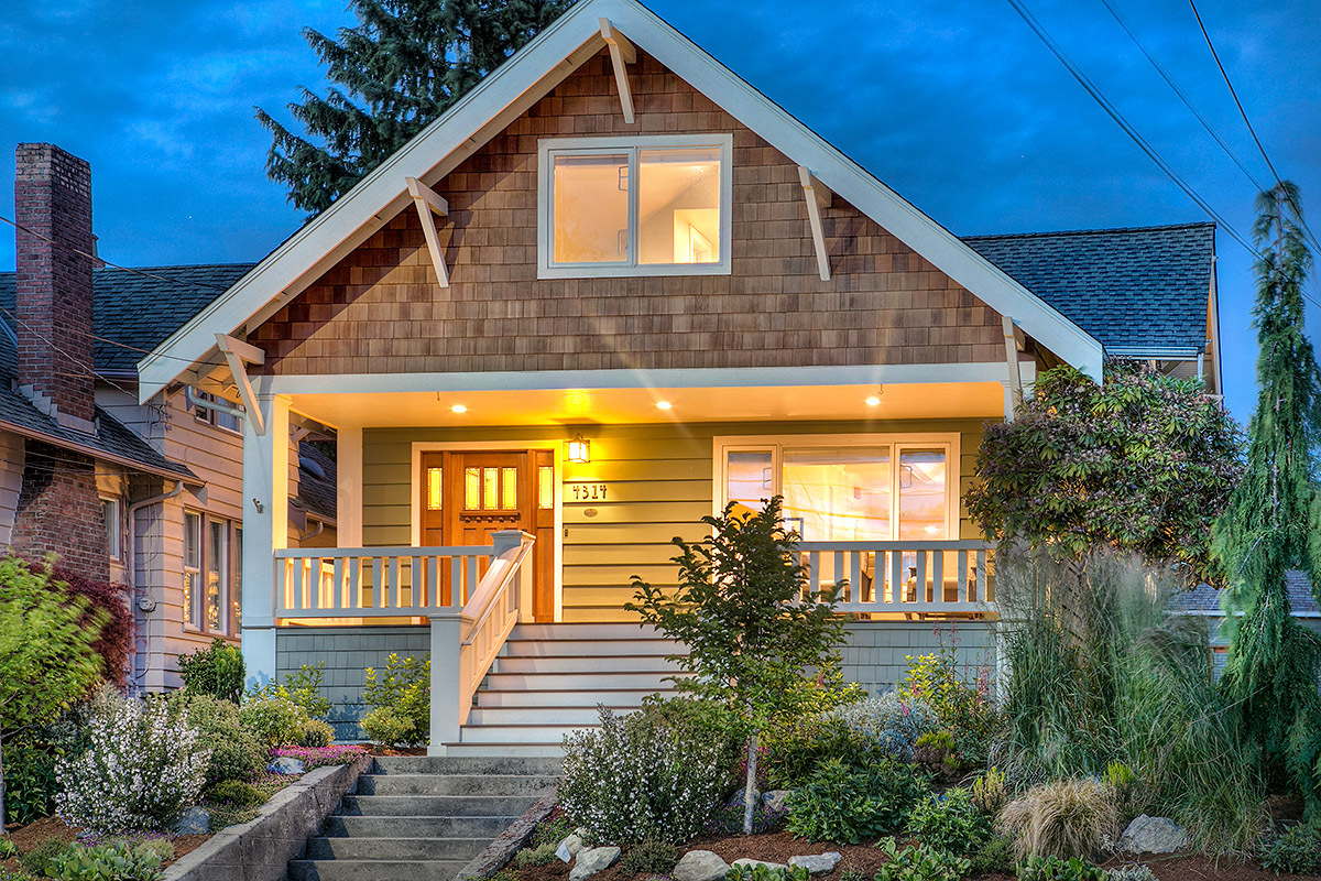 Property Photo: Exterior 4314 Wallingford Ave N WA 98103