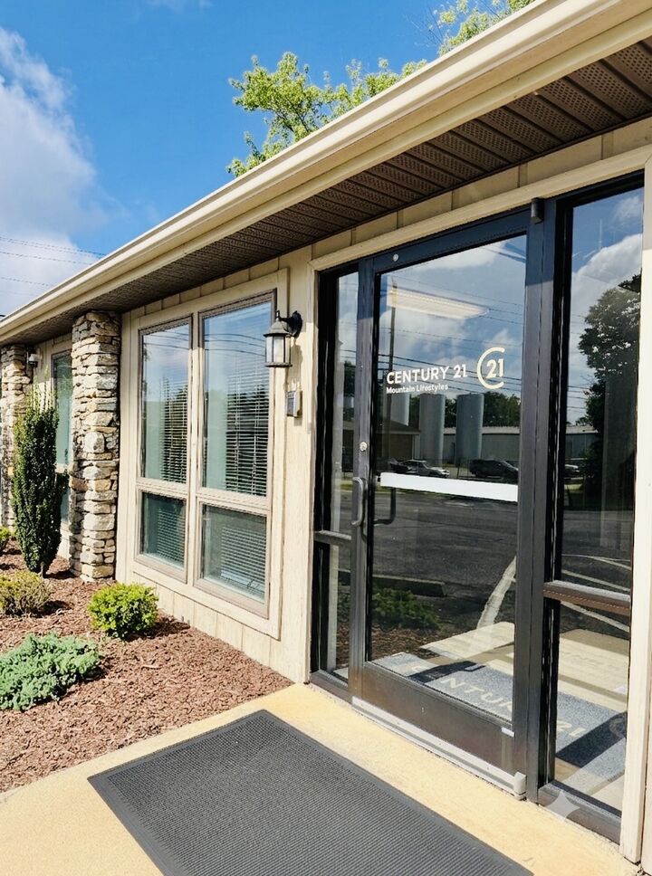 Mountain Lifestyles,Hendersonville,Mountain Lifestyles