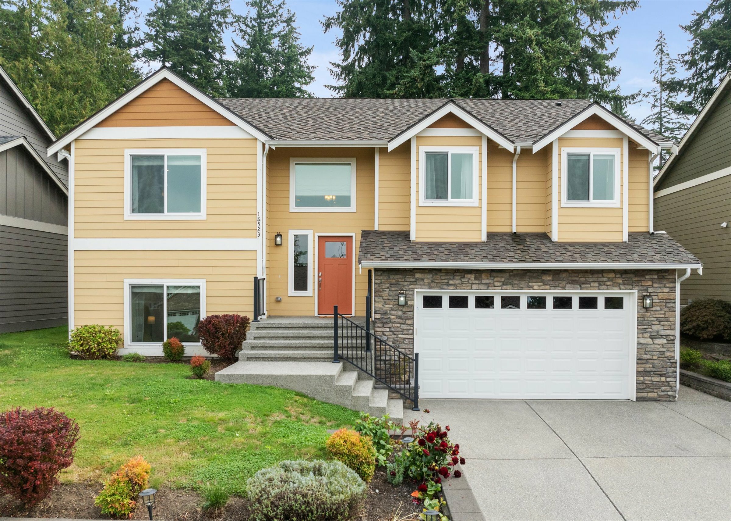 18523 Hawksview Drive  Arlington WA 98223 photo