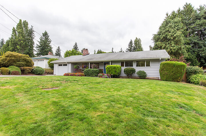 16626 SE 11th St  Bellevue WA 98008 photo