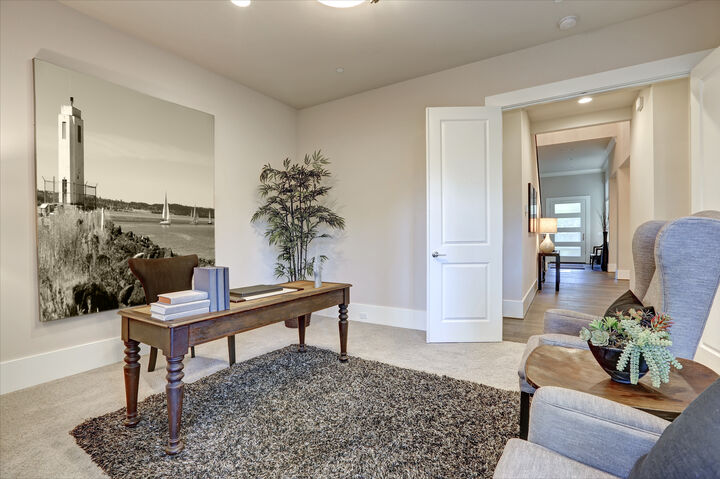 Property Photo:  301 Rolling Meadow Drive   WA 98004