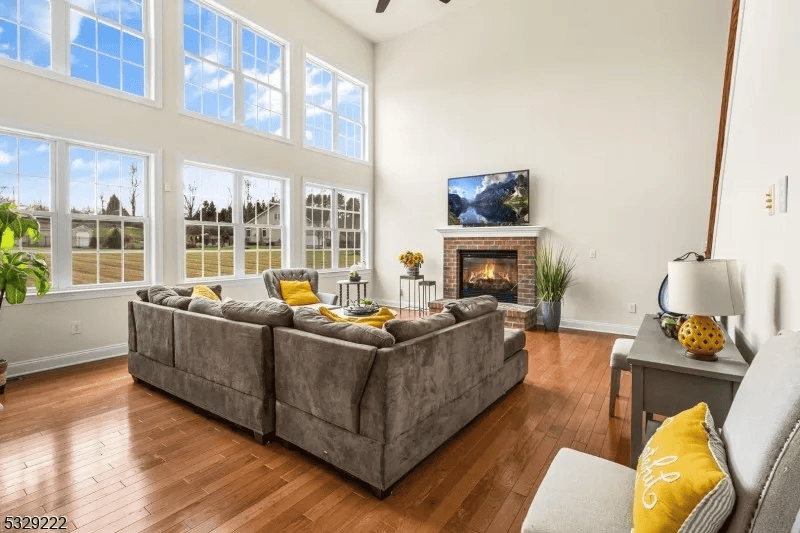 Property Photo: 1 Grant Ct NJ 07822