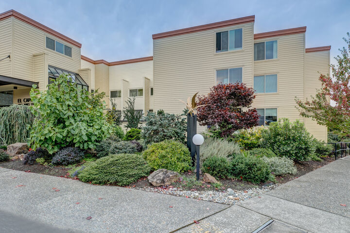200 James St 407  Edmonds WA 98020 photo