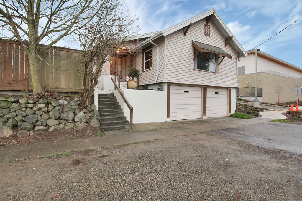 Property Photo: 4509 A St WA 98418
