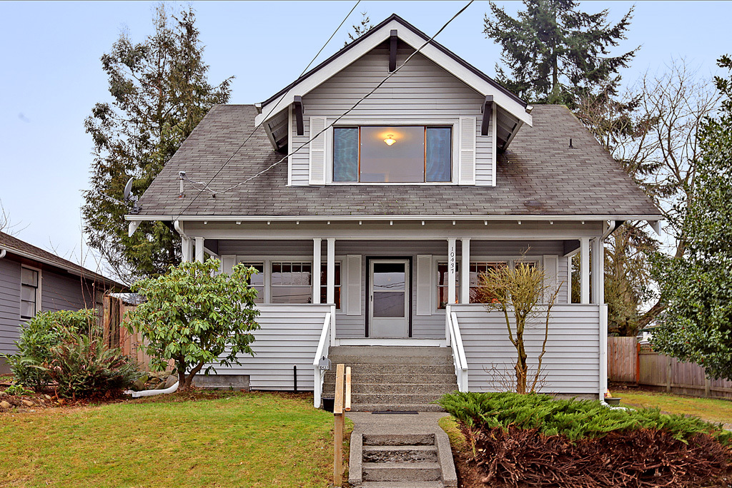 Property Photo:  10437 64th Ave S  WA 98178 