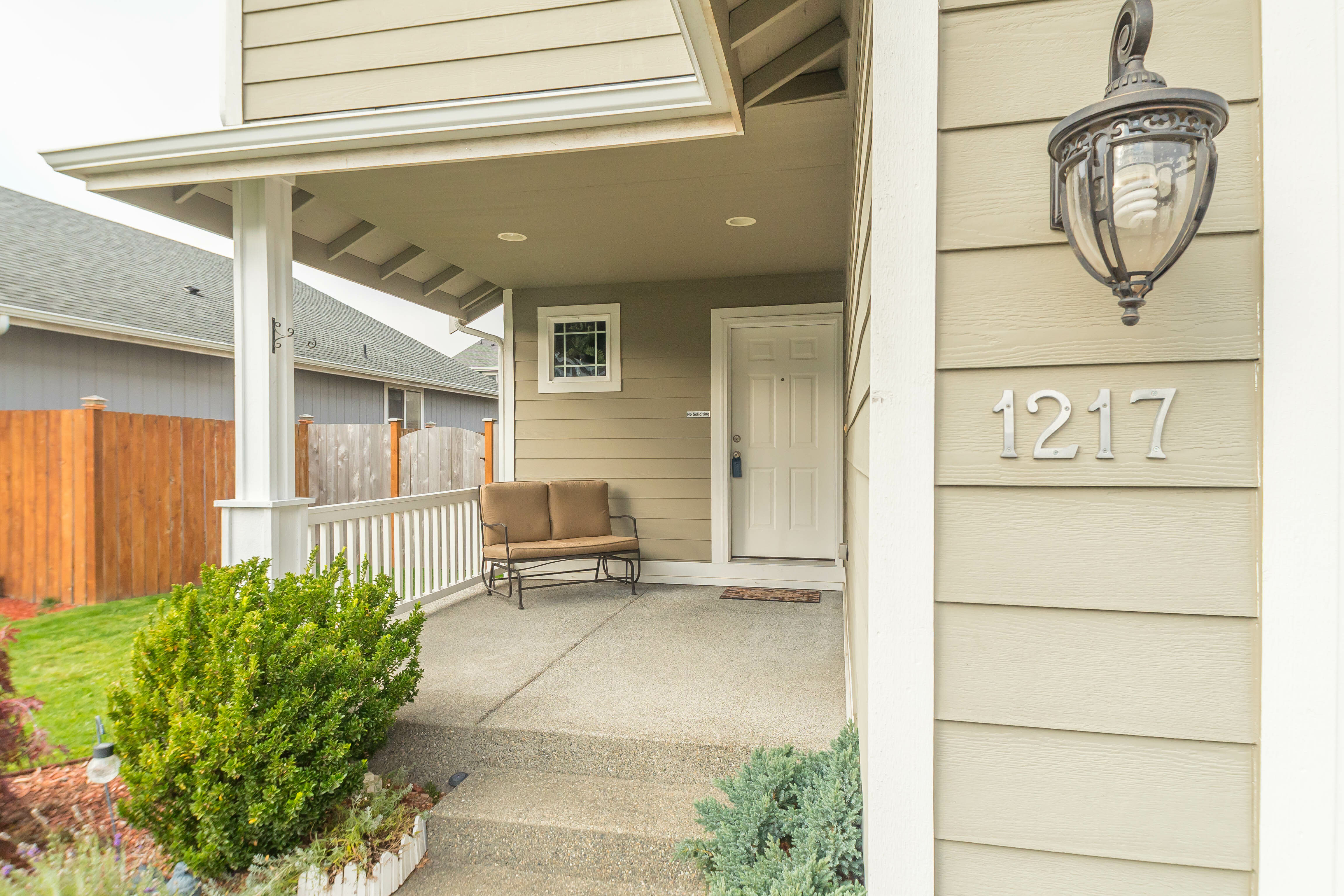 Property Photo:  1217 E 42nd St  WA 98404 