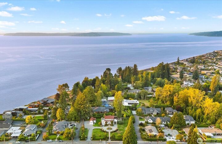 Property Photo: 209 Caspers Street WA 98020