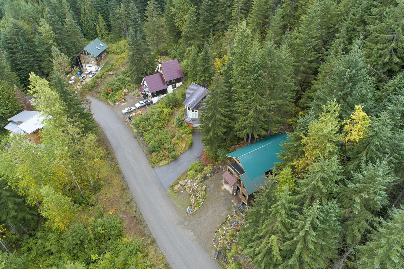 Property Photo:  500 Rampart Dr  WA 98068 