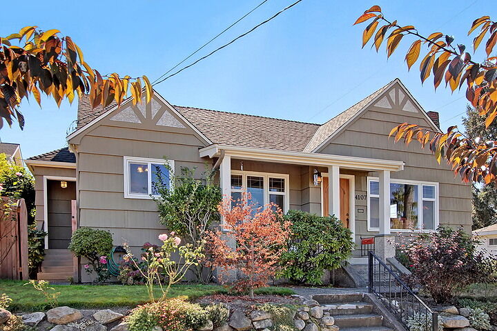 4107 SW Charlestown St  Seattle WA 98116 photo